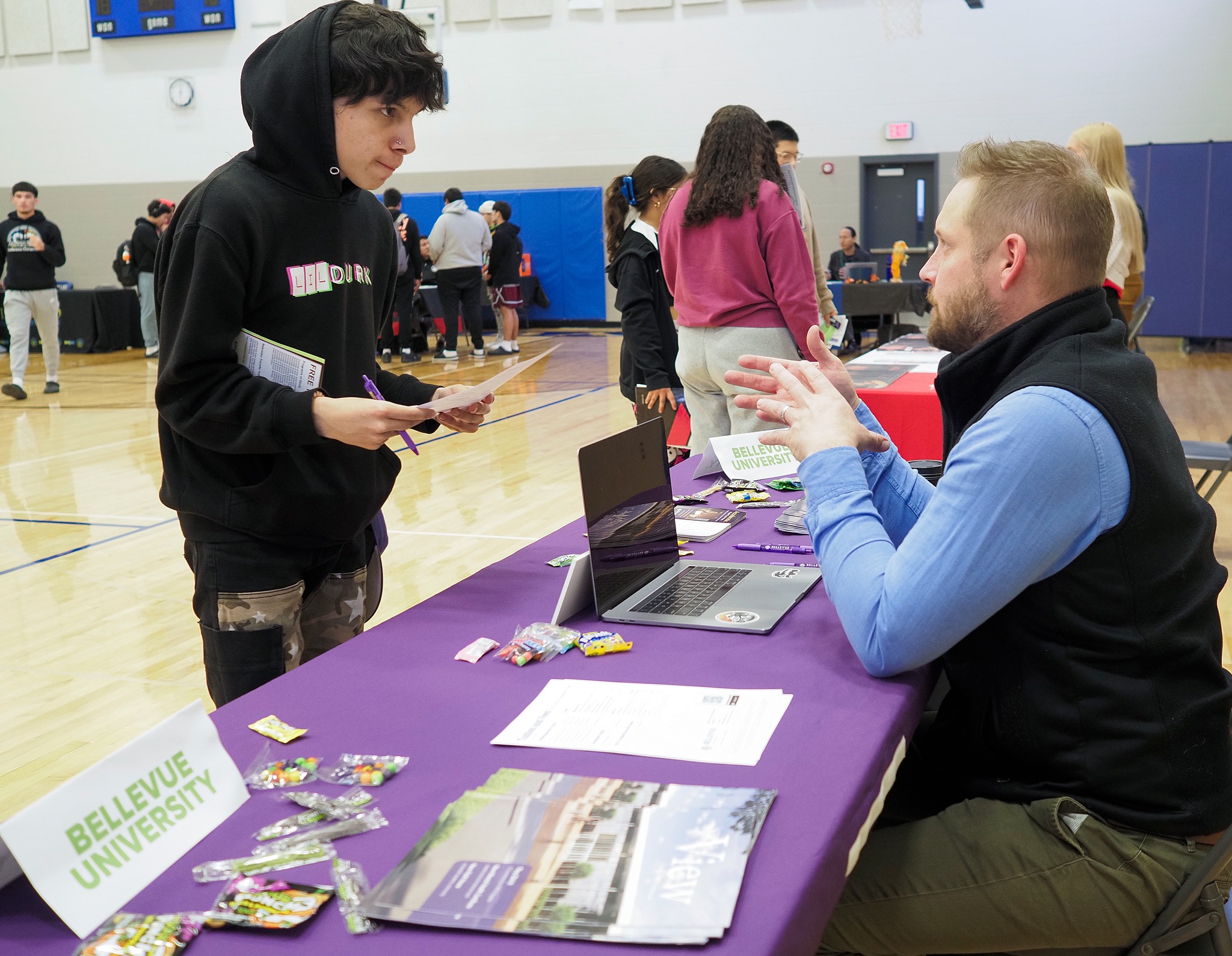 This month, Ho-Chunk, Inc. was proud to partner with Winnebago Public School, Winnebago Tribe Education Department, Little Priest Tribal College, and others to host a College Fair for high school students.